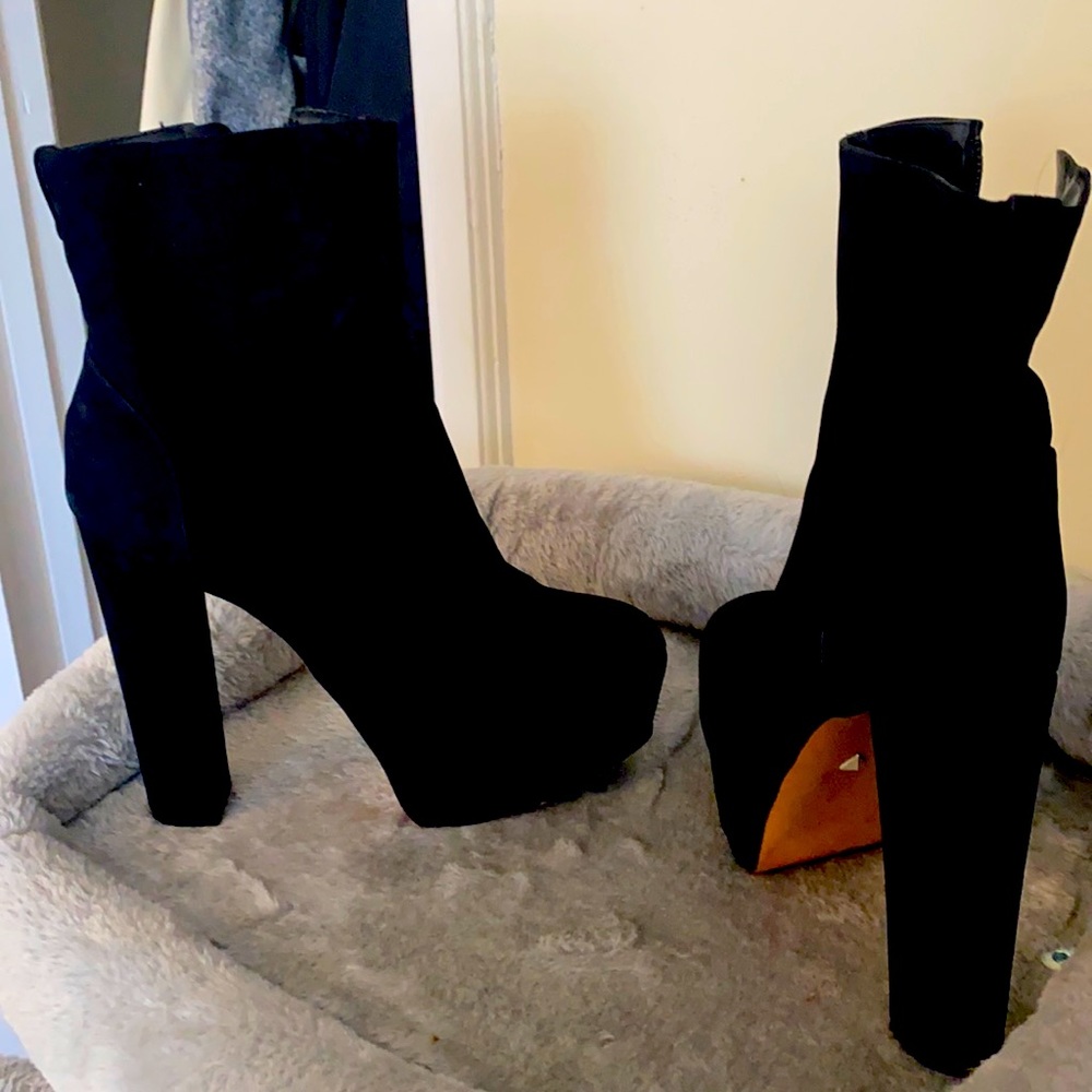 5 inch platform boots Schultz
